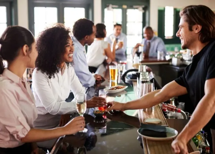 Habilidades de Gerenciamento de Bar e Atendimento ao Cliente